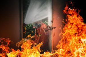 Tidur dengan Pintu Kamar Tertutup Bisa Menyelamatkan Hidup Anda Dalam Kebakaran